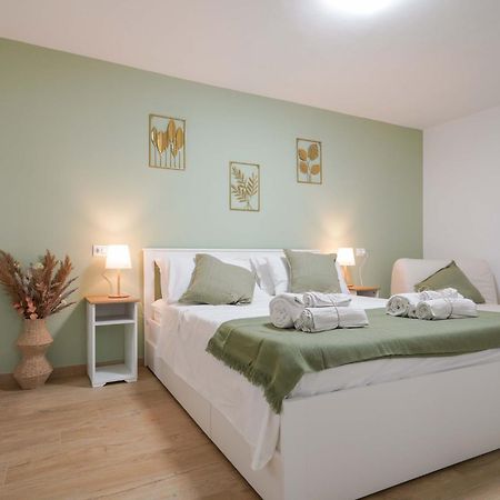 Alice Al Mare Apartment Пескара Екстериор снимка